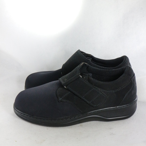 womens wide shoes with velcro straps